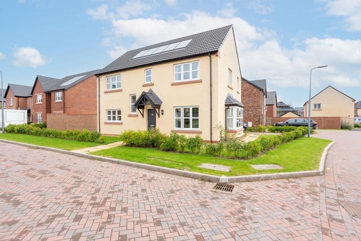 4 bedrooms house for sale in Dumfries and Galloway, United Kingdom - Image 2