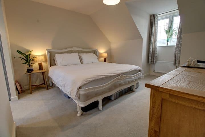 3 bedrooms house for sale in Bury St. Edmunds, United Kingdom - Image 8