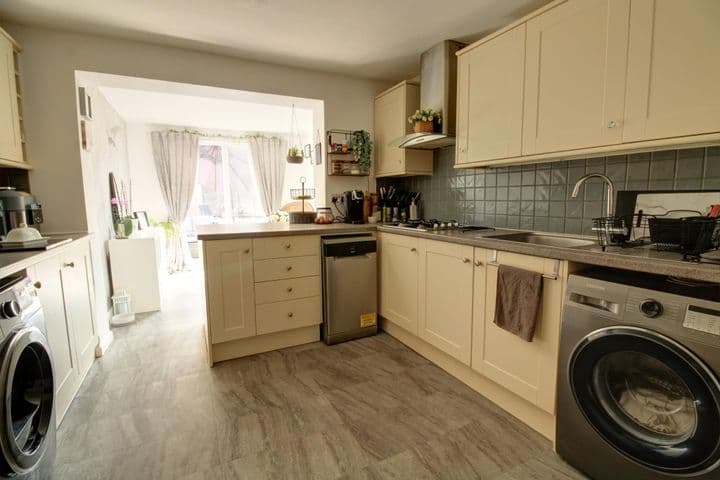 3 bedrooms house for sale in Thatcham, United Kingdom - Image 3