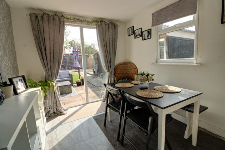 3 bedrooms house for sale in Thatcham, United Kingdom - Image 4