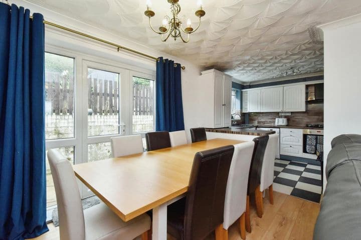 3 bedrooms house for sale in Ebbw Vale, United Kingdom - Image 7