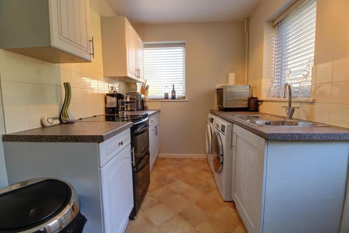 2 bedrooms house for sale in Swindon, United Kingdom - Image 4