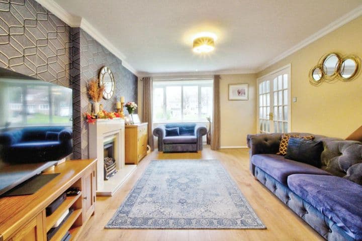 4 bedrooms house for sale in Rotherham, United Kingdom - Image 3