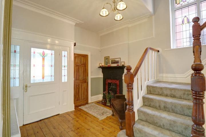 6 bedrooms house for sale in Lytham St. Annes, United Kingdom - Image 3