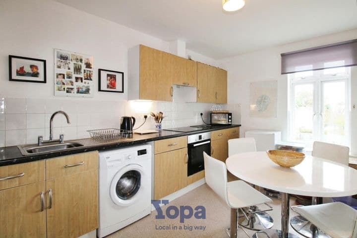 2 bedrooms apartment for sale in Cambridge, United Kingdom - Image 2