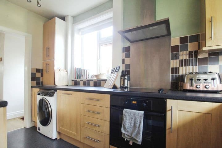 3 bedrooms house for sale in Wakefield, United Kingdom - Image 8